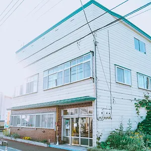ゲストハウス ゲストハウス＆カフェバー　エストアール Shibetsu (Kamikawa, Hokkaido)